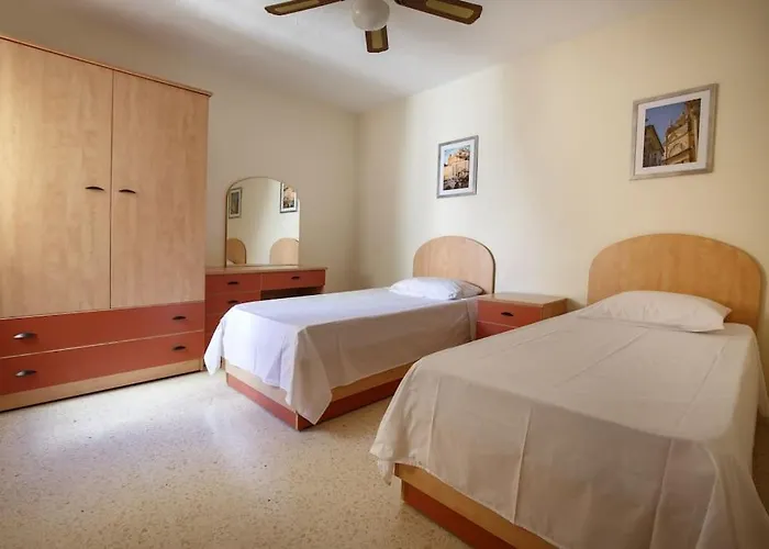 Apartamento 2 Bedrm Seaview Balluta Bay Sliema